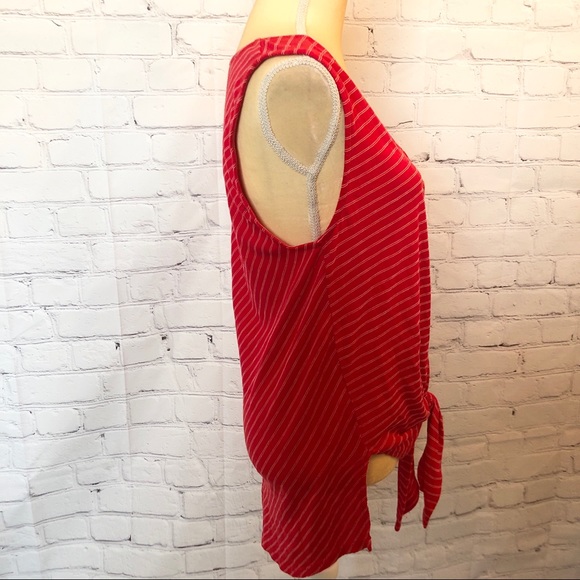 t.la | Anthro red tie-front button up tank top - Picture 6 of 11